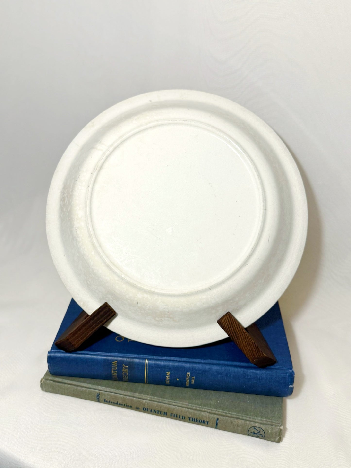 Stoneware Strawberry Pie Pan