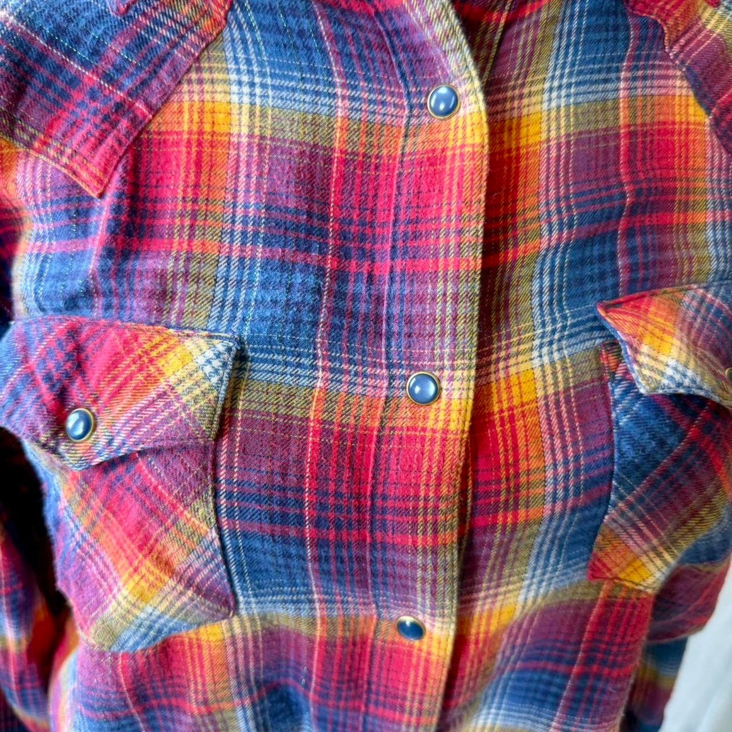 Wrangler plaid button up shirt