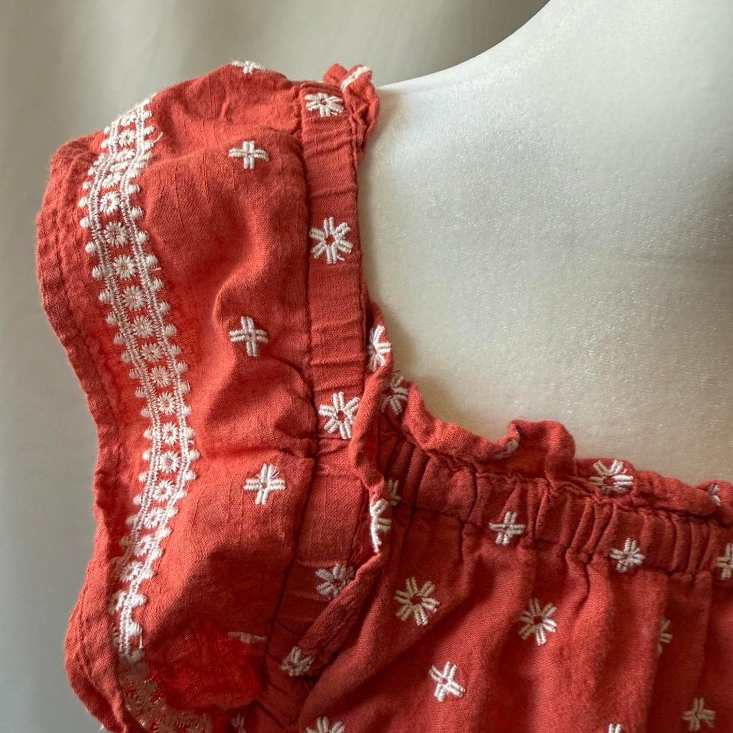 Orange and white embroidered Top | Size Large