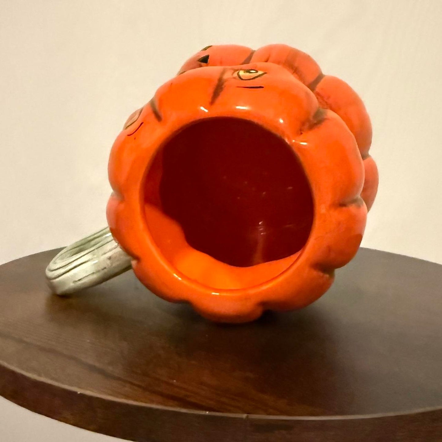 Vintage style halloween pumpkin mug