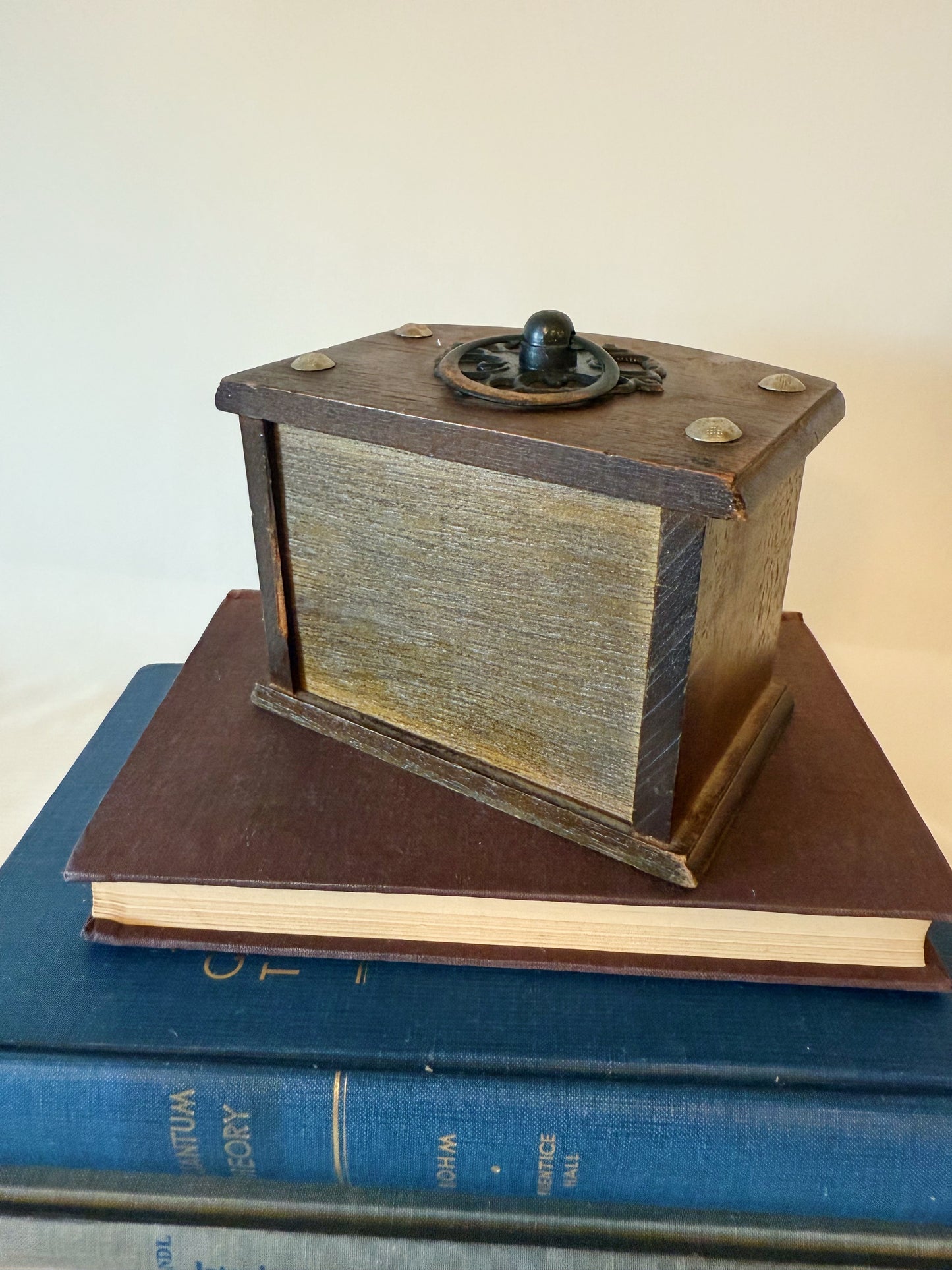 Vintage Wooden Case Coaster Set