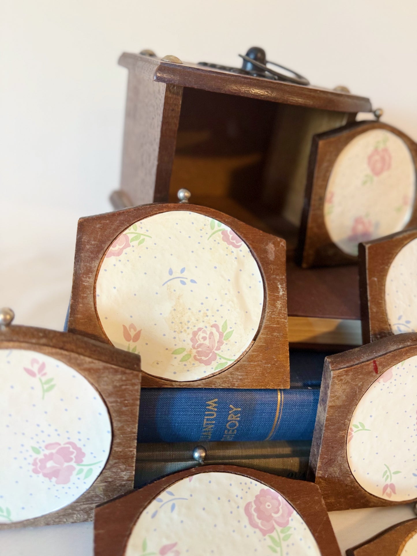 Vintage Wooden Case Coaster Set