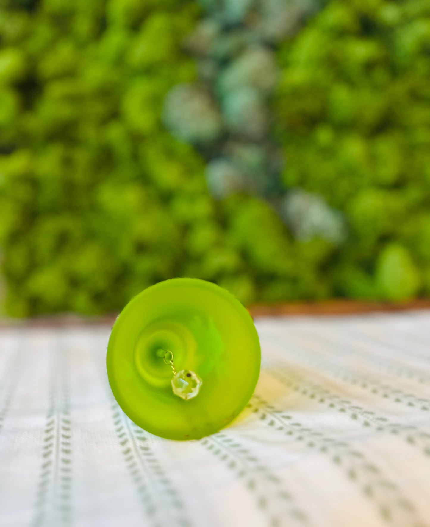 Westmoreland Frosted Green Daisy Glass Bell