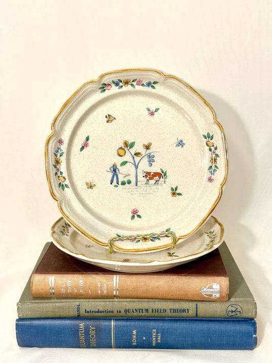 Set of 2 Heartland International Village Bread Plates
