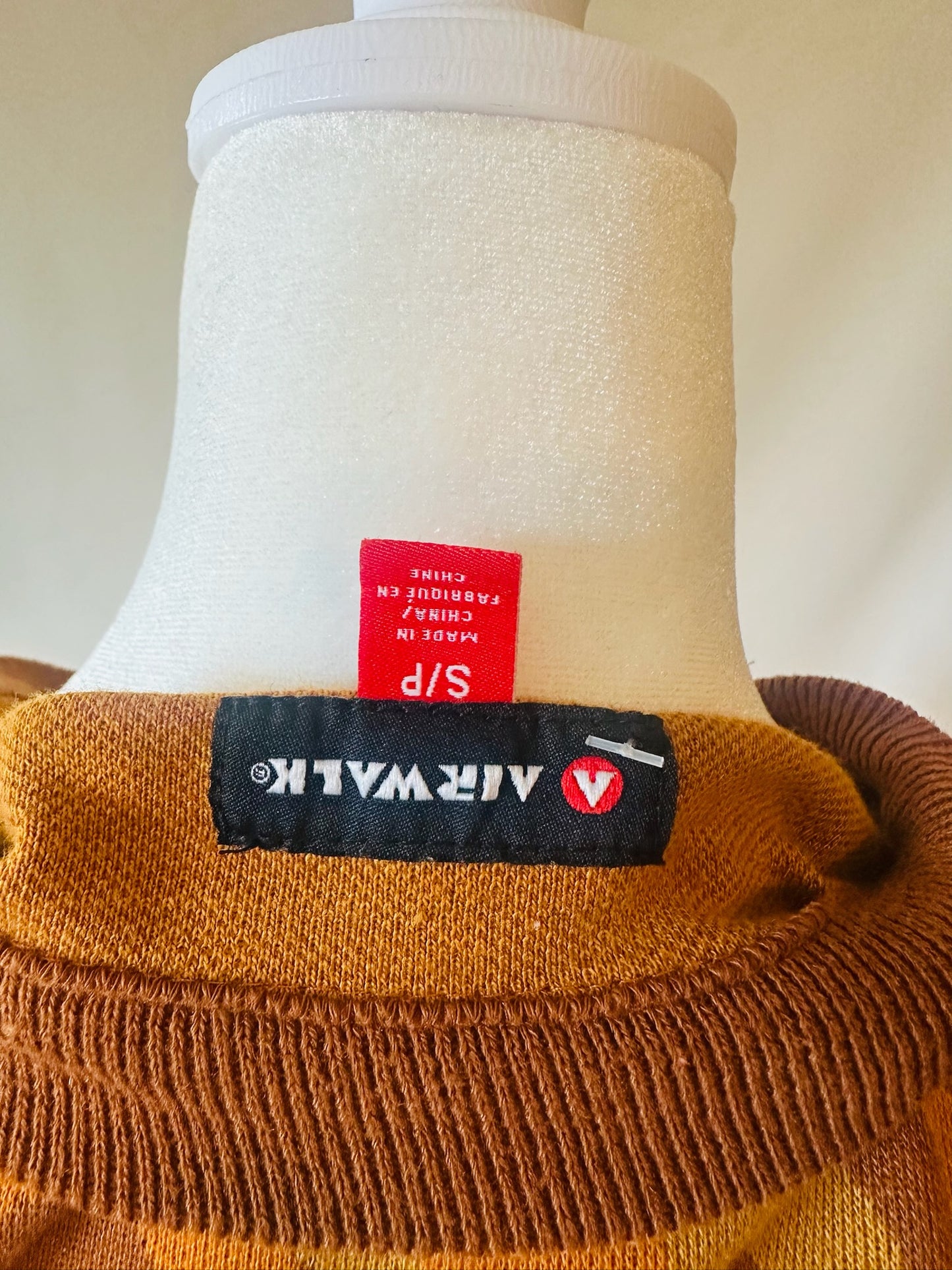 Airwalk Cardigan | Size Small