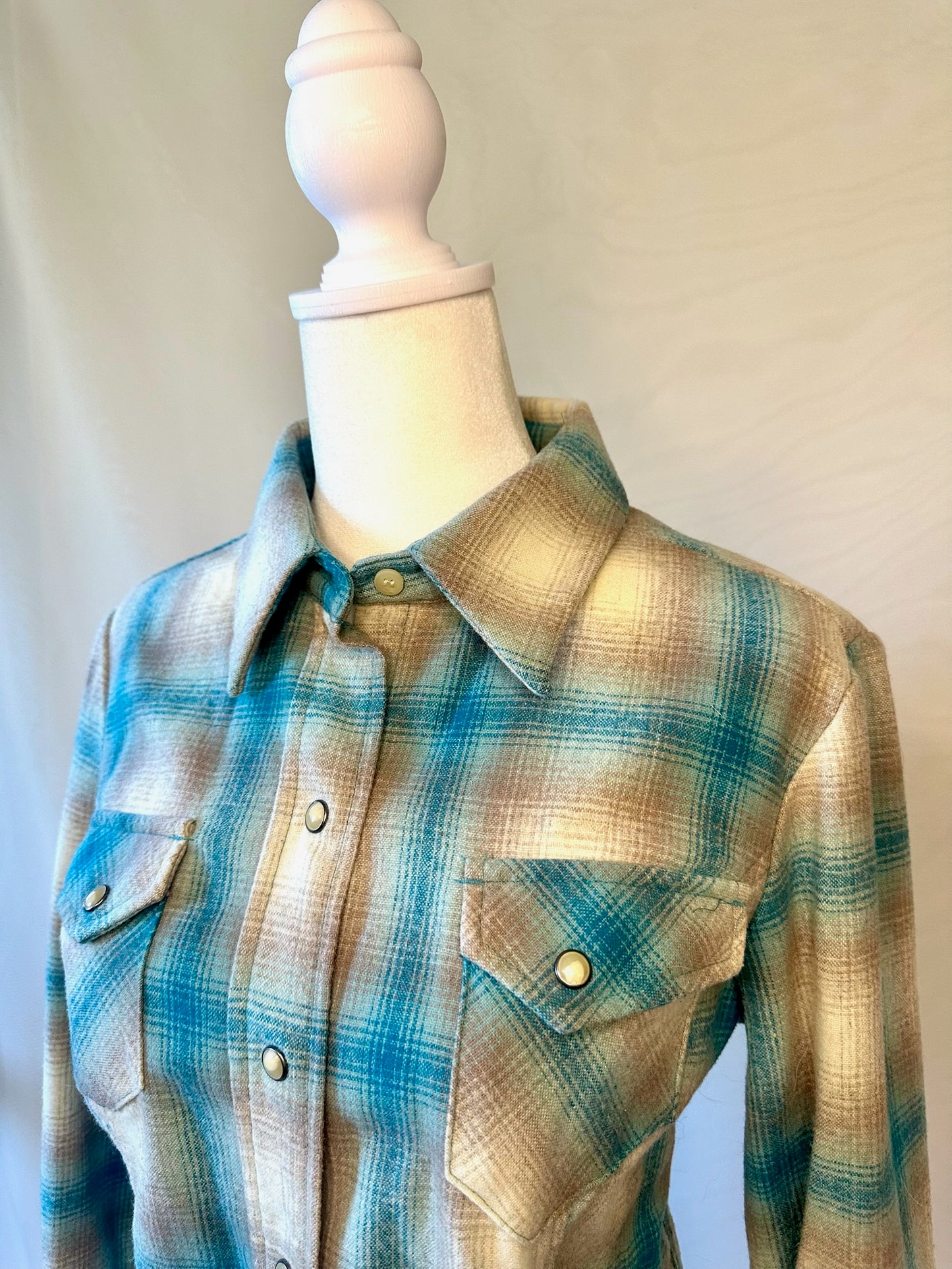 Pendleton Plaid Flannel | Size Medium