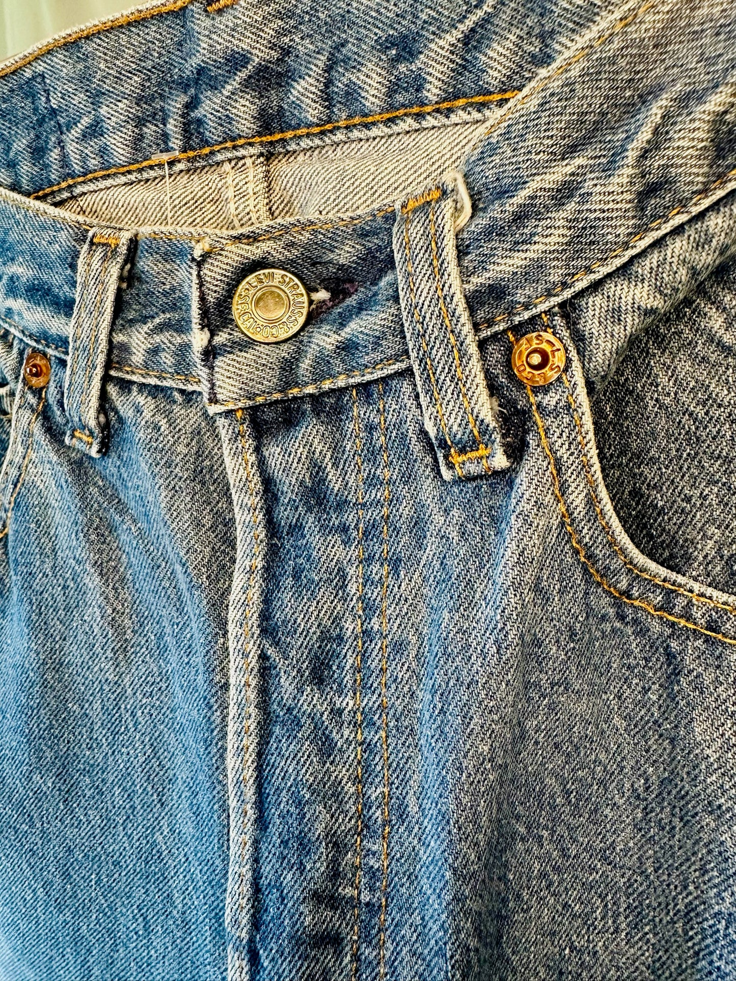 Vintage Levi's 501 | 32x33