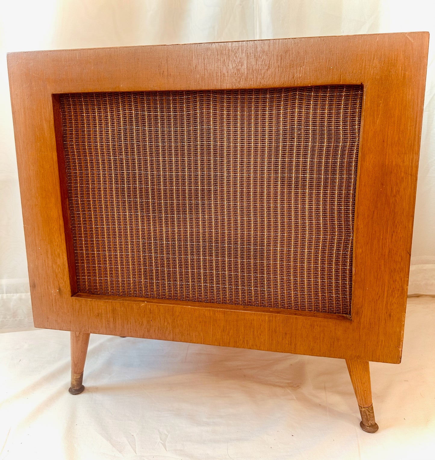 Vintage Brown Wood Speaker| Local Pickup Only