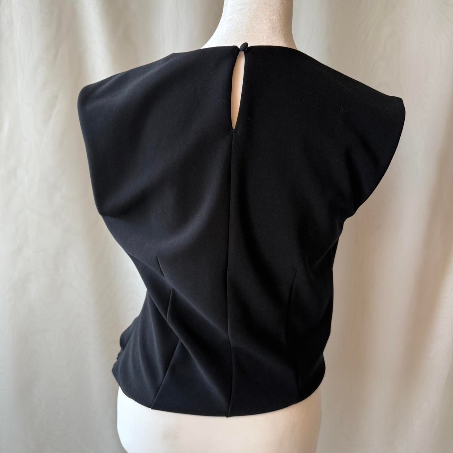 Abercrombie fitch black top