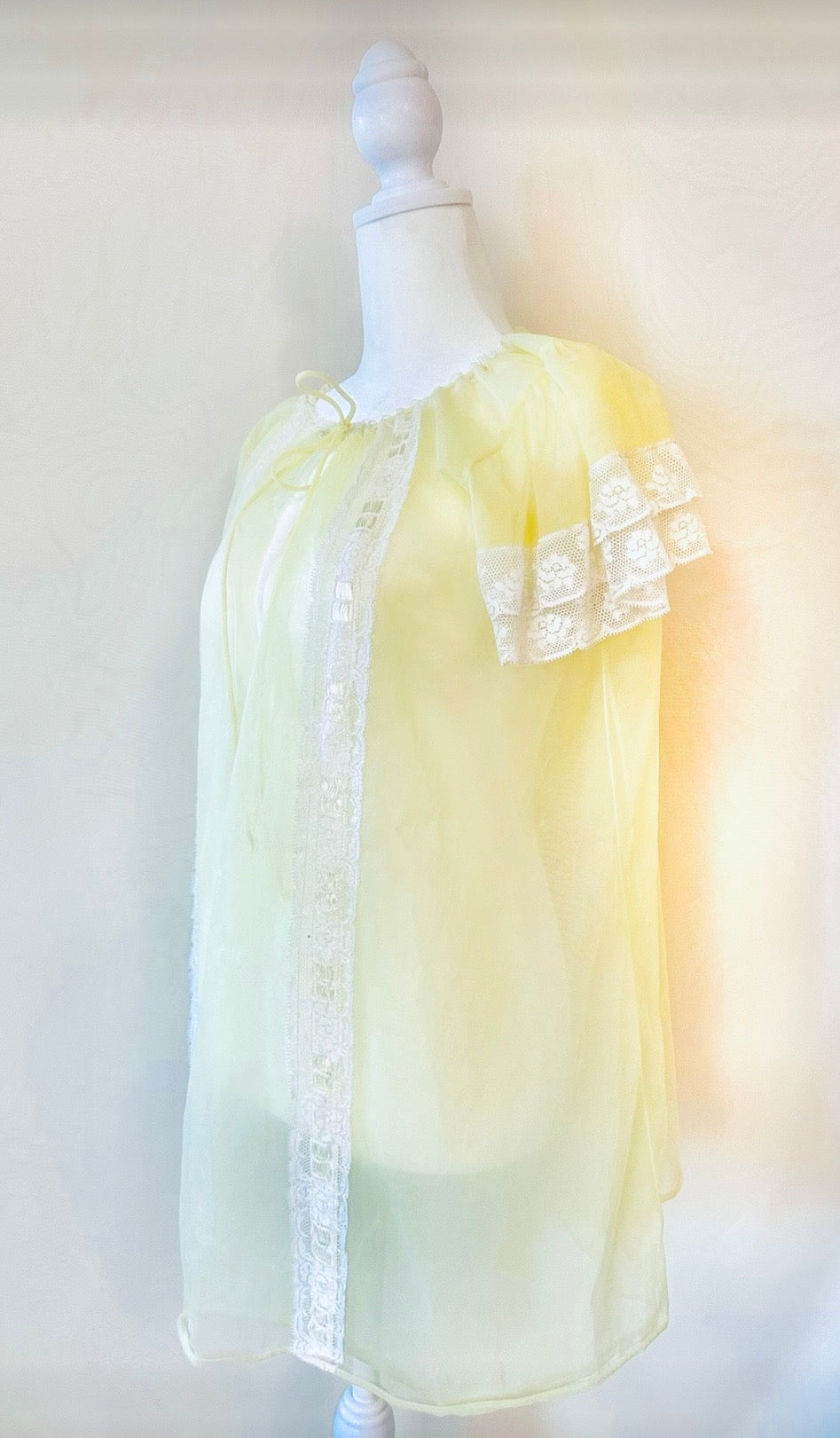 Vintage Peignoir Yellow Robe