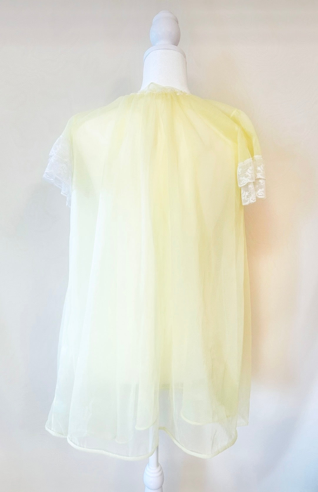 Vintage Peignoir Yellow Robe