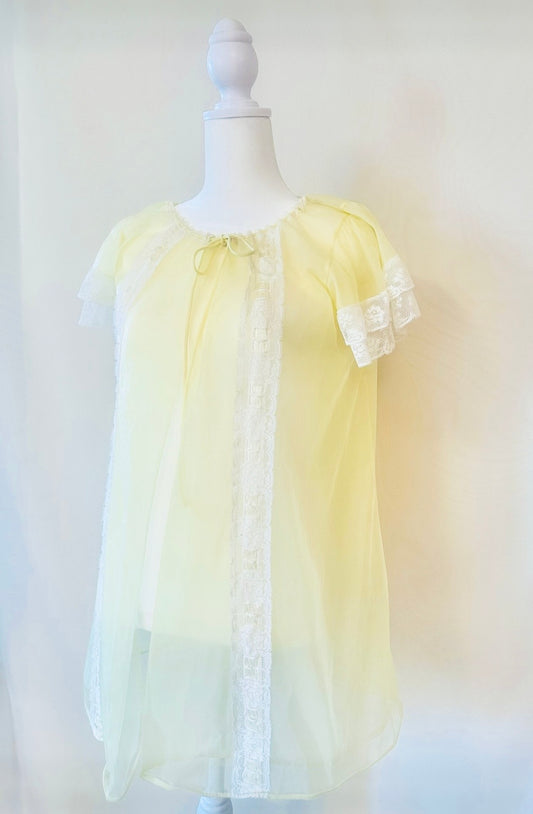 Vintage Peignoir Yellow Robe