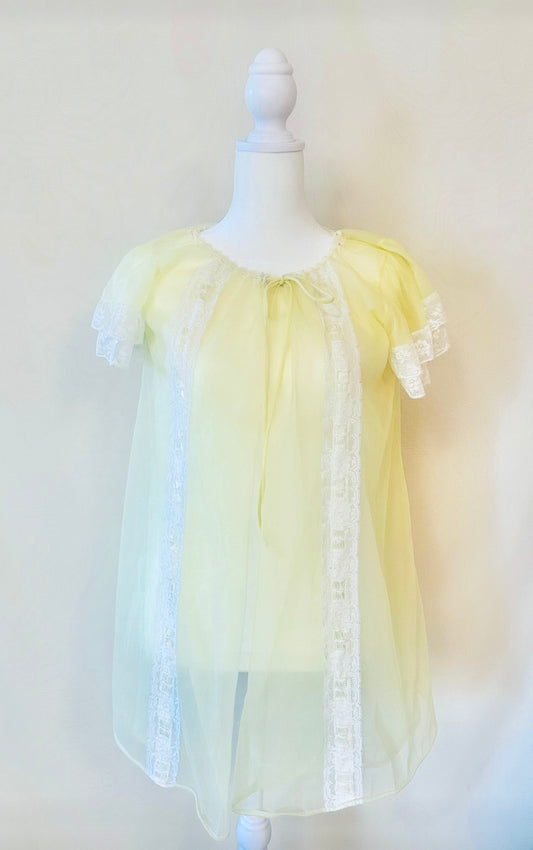 Vintage Peignoir Yellow Robe