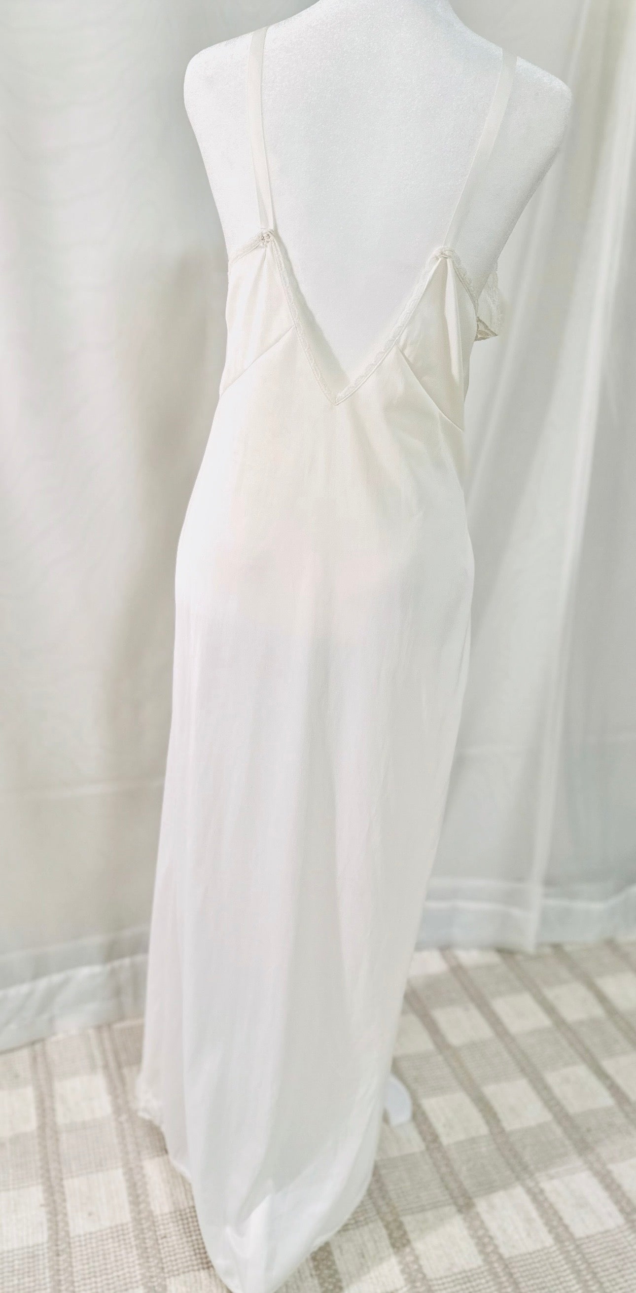 Vintage Slip