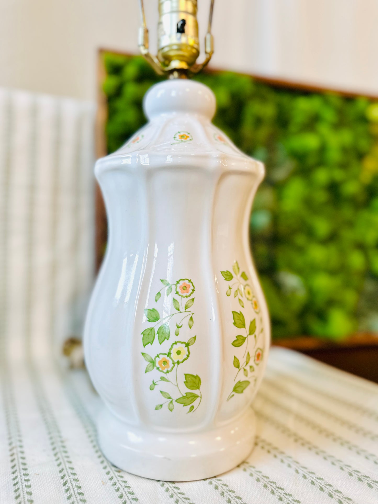 Rare! Vintage White Ceramic Chinoiserie Lamp – 1960s, 30" Tall