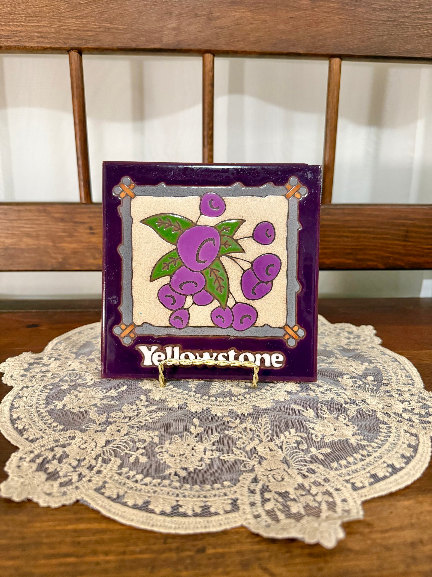 Vintage Yellowstone Berry Tile Trivet