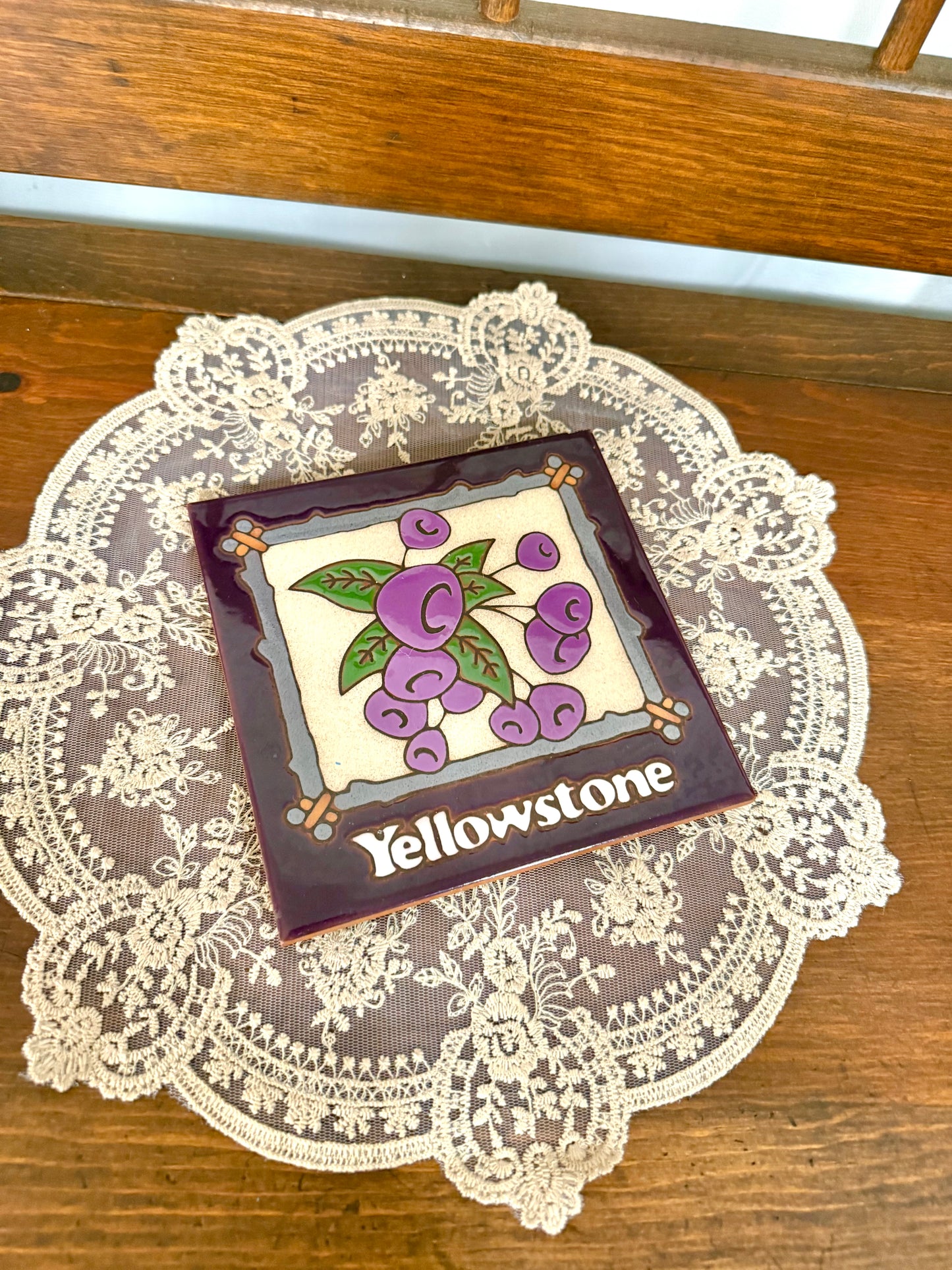 Vintage Yellowstone Berry Tile Trivet