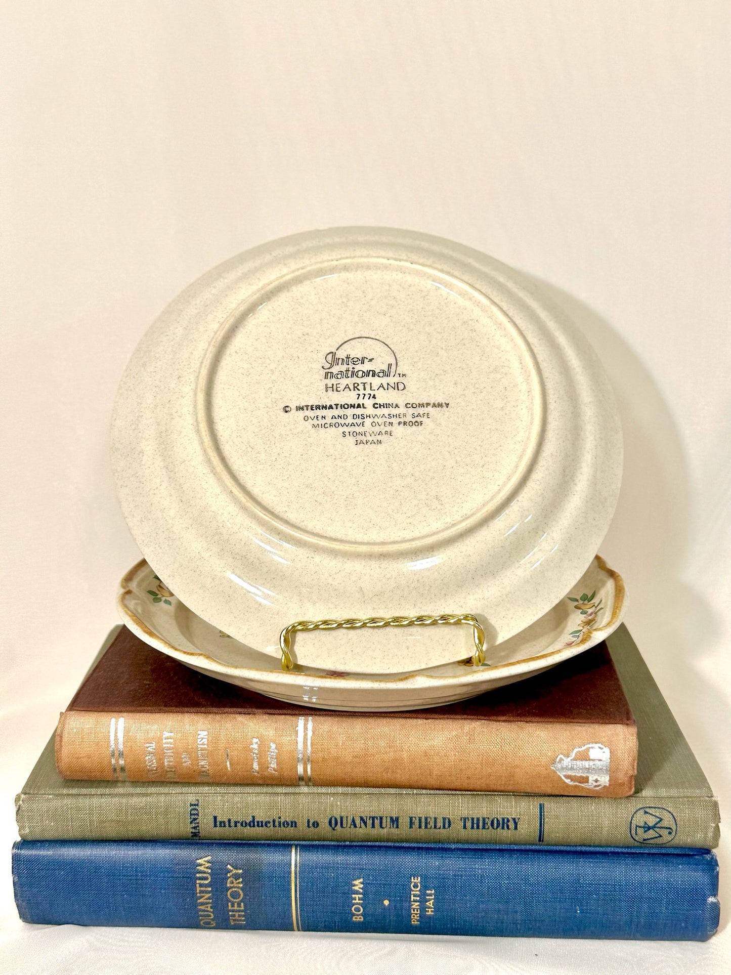 Set of 2 Heartland International Village Bread Plates