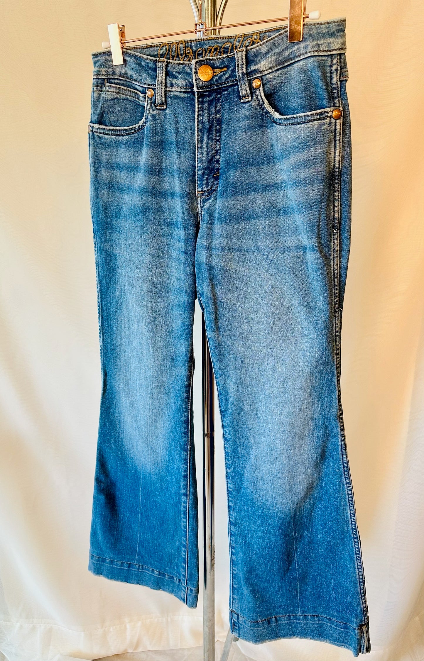 Wrangler Retro Medium Wash Jeans