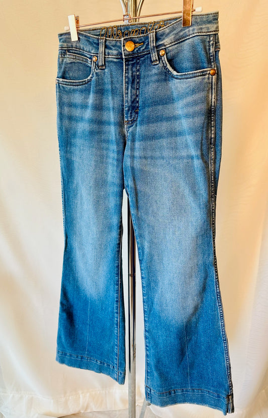 Wrangler Retro Medium Wash Jeans