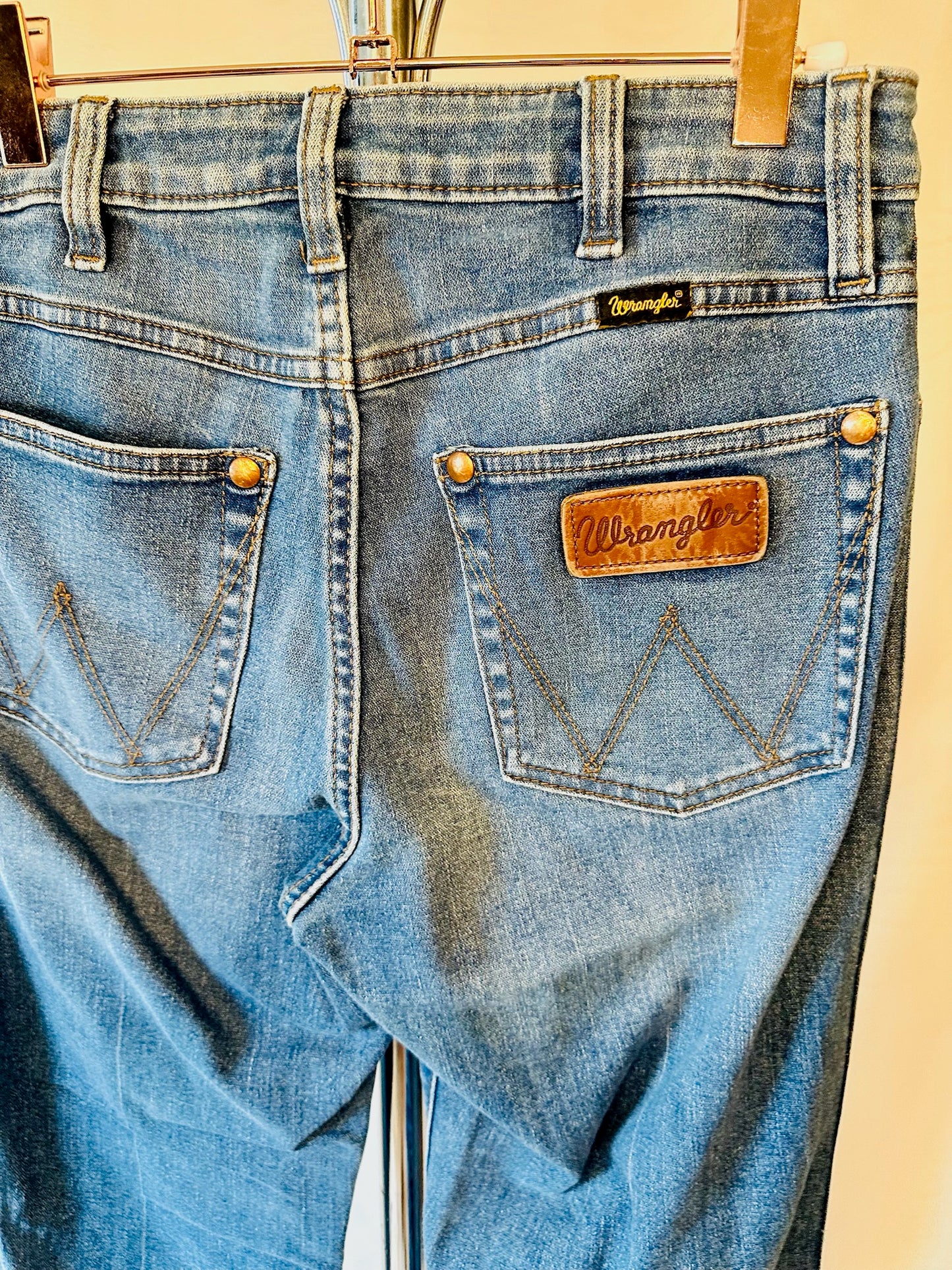 Wrangler Retro Medium Wash Jeans