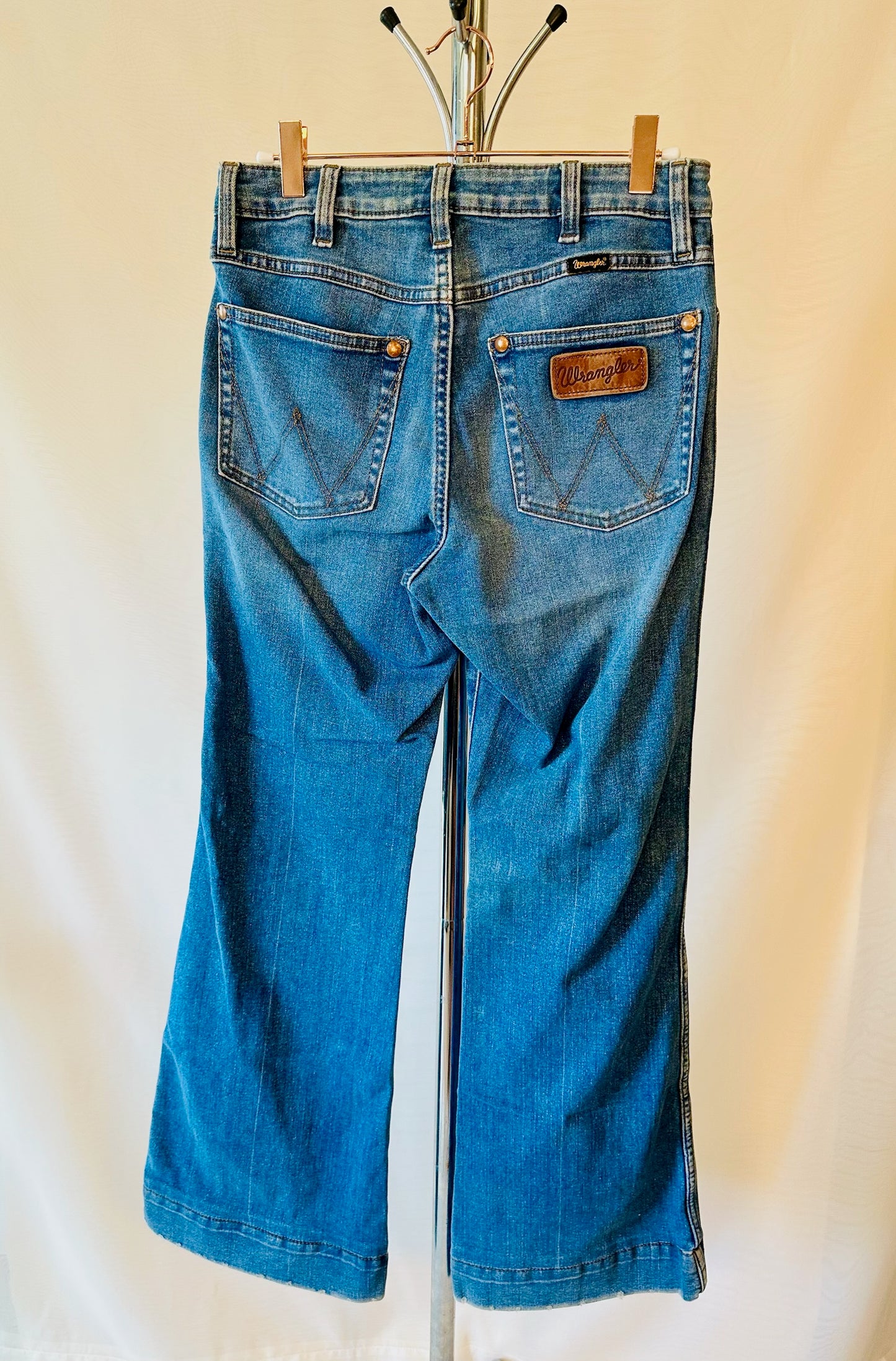 Wrangler Retro Medium Wash Jeans