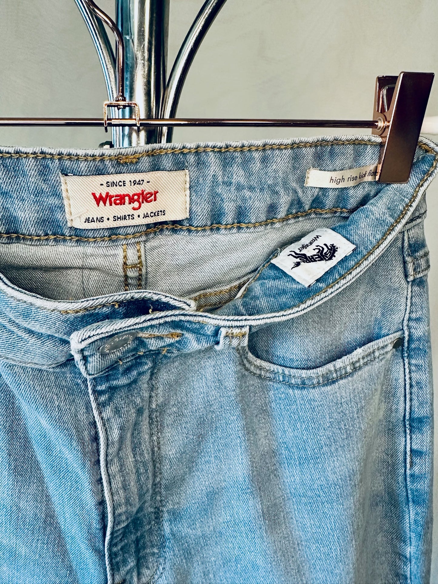 Wrangler High-Rise Kick Flare Cropped Denim Pants