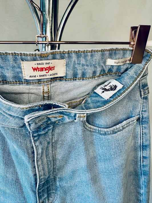 Wrangler High-Rise Kick Flare Cropped Denim Pants