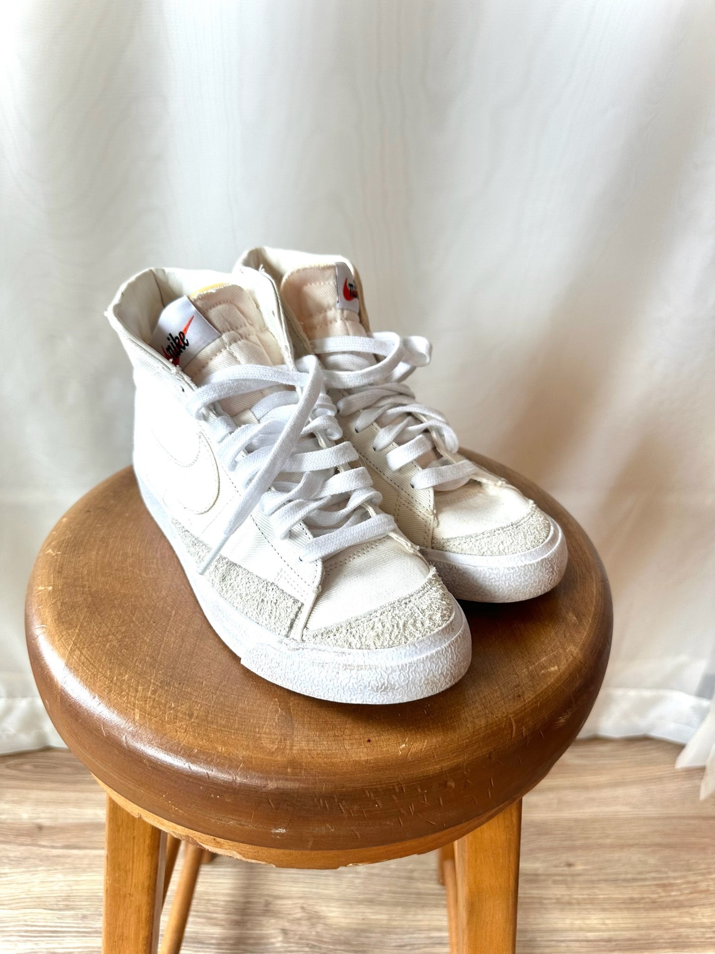 Nike Blazer Mid ’77 Sneakers