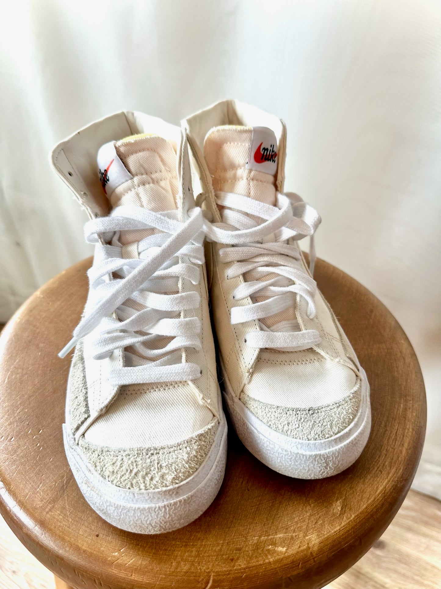 Nike Blazer Mid ’77 Sneakers