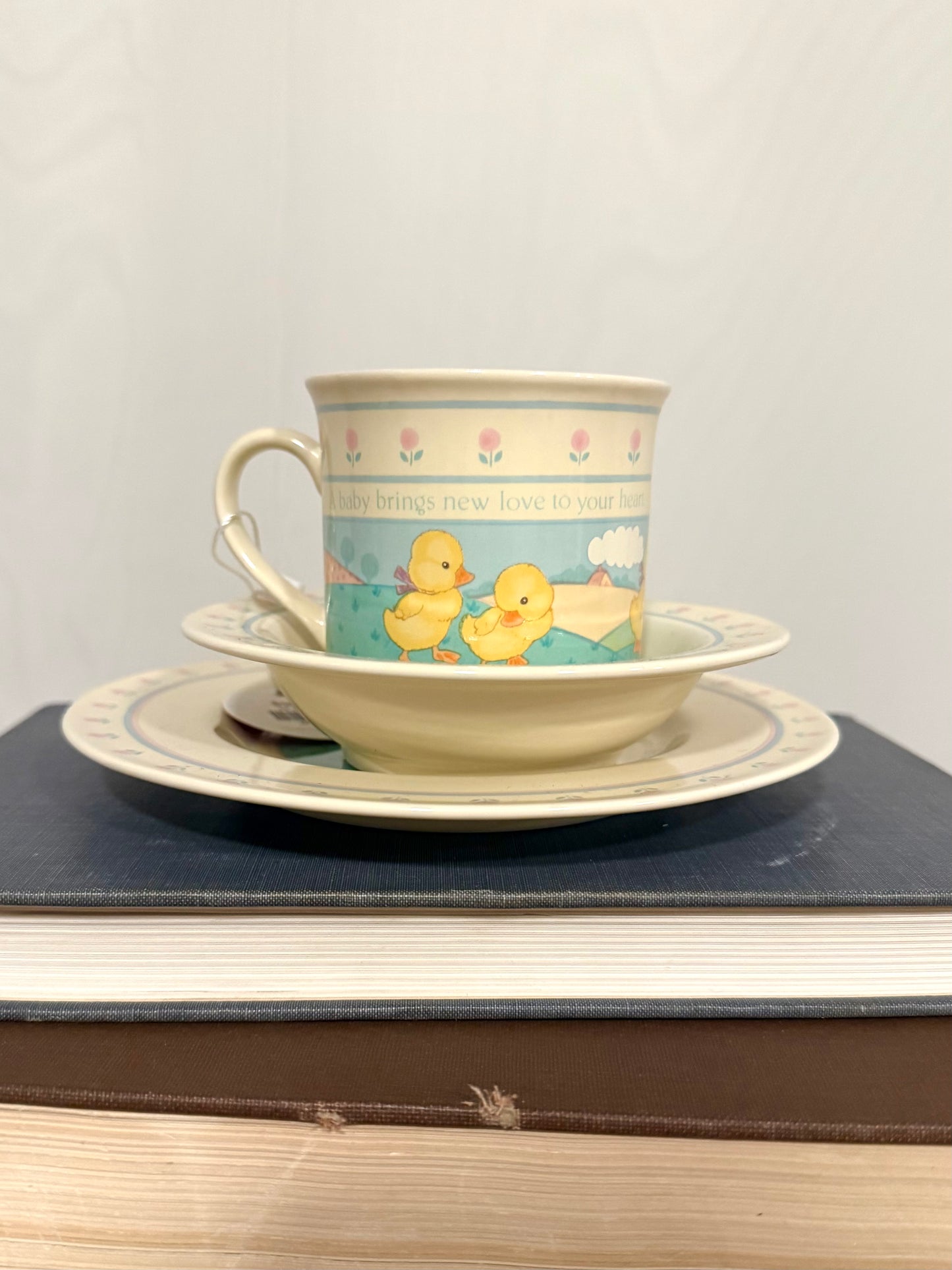 1984 Hallmark Baby's Heirloom Collection Dish set